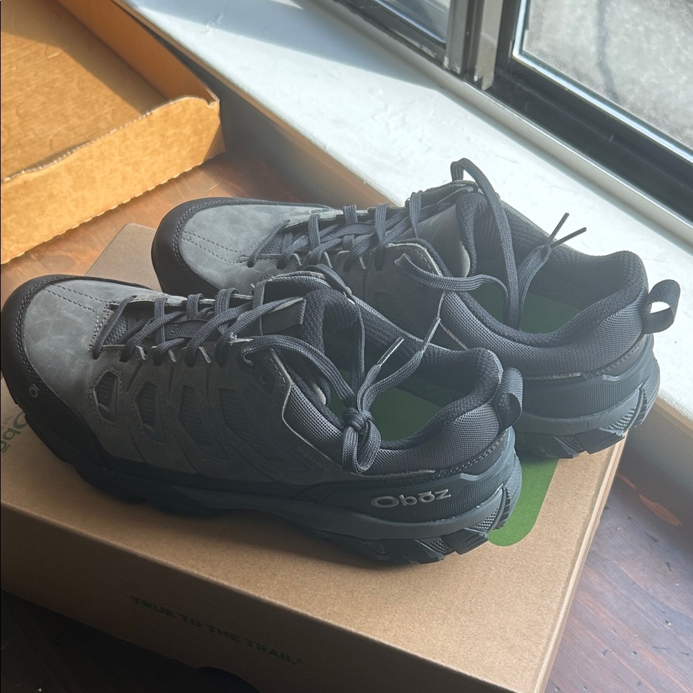 Oboz Men's charcoal Sawtooth X waterproof low